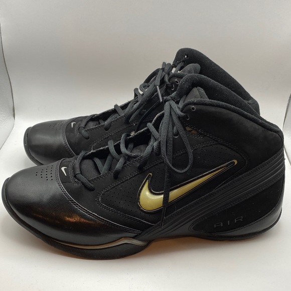 Nike Black and Gold Athletic Shoes
663 - Picture 5 of 9